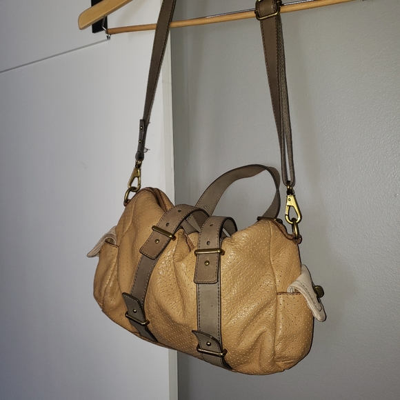 SOLD Vintage Fossil Handbag - Picture 3 of 9